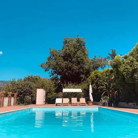 Alloggio per agriturismo Il Giardino Delle Zagare Calatabiano